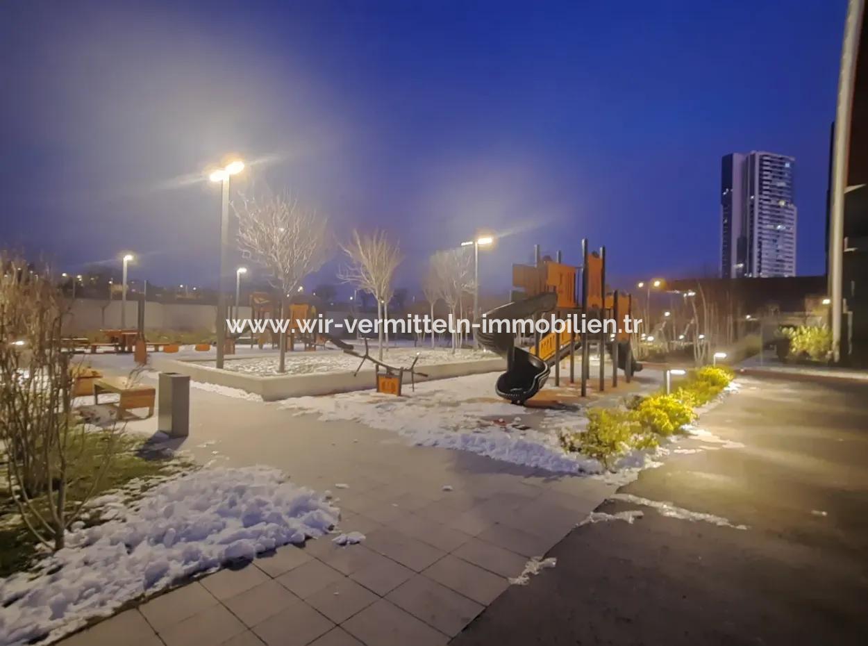 Beytepe İncek Bulvar Loft Satılık 3+1 130 M² 1.Kat Park Manzaralı Güney Cephe Daire