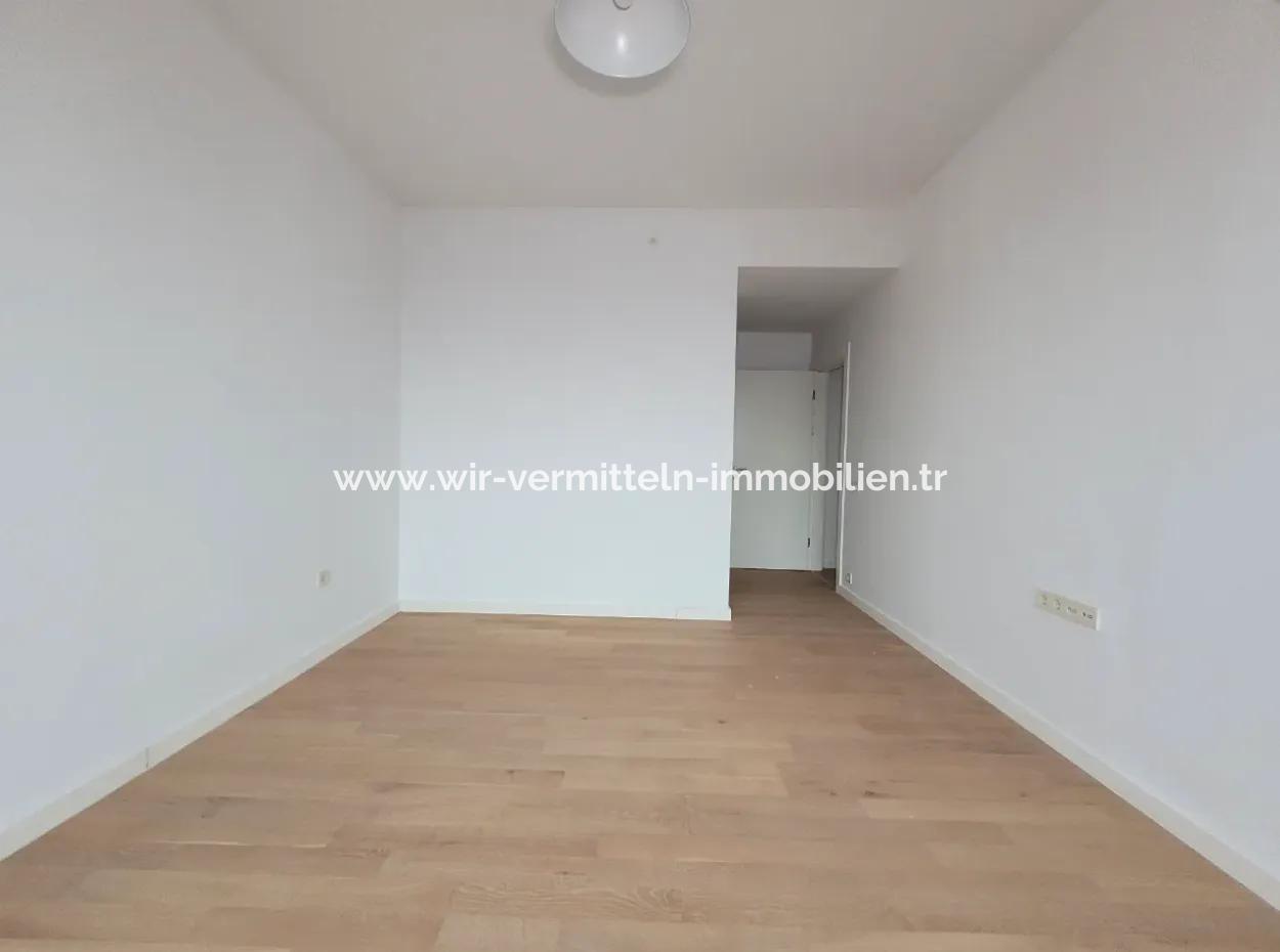 İncek Loft  Kiralık 2+1 85 M² 4.Kat Mogan Cephe Daire