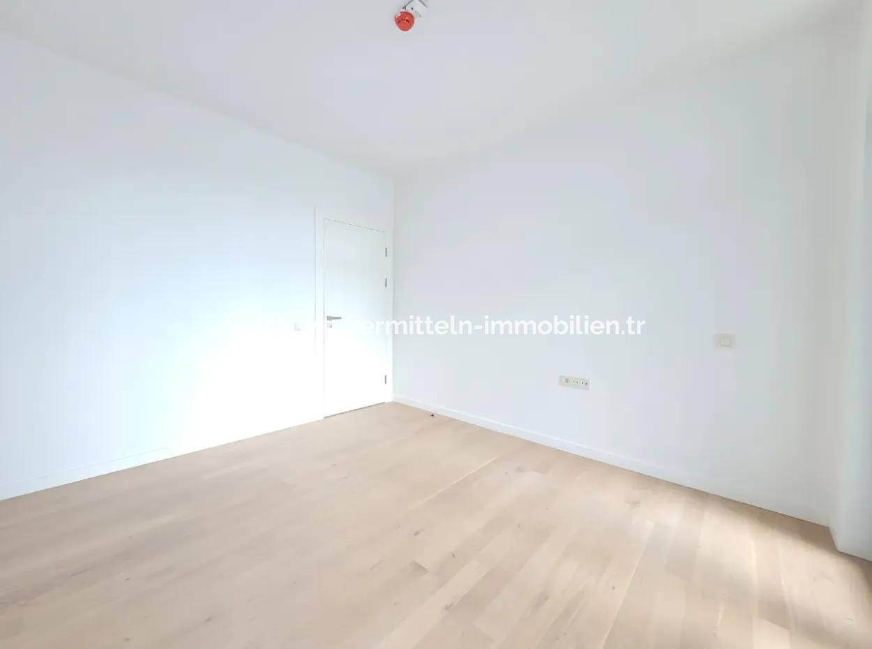 İncek Loft Satılık 5,5+1 Dubleks Peysaj Manzaralı Kiracısız Daire
