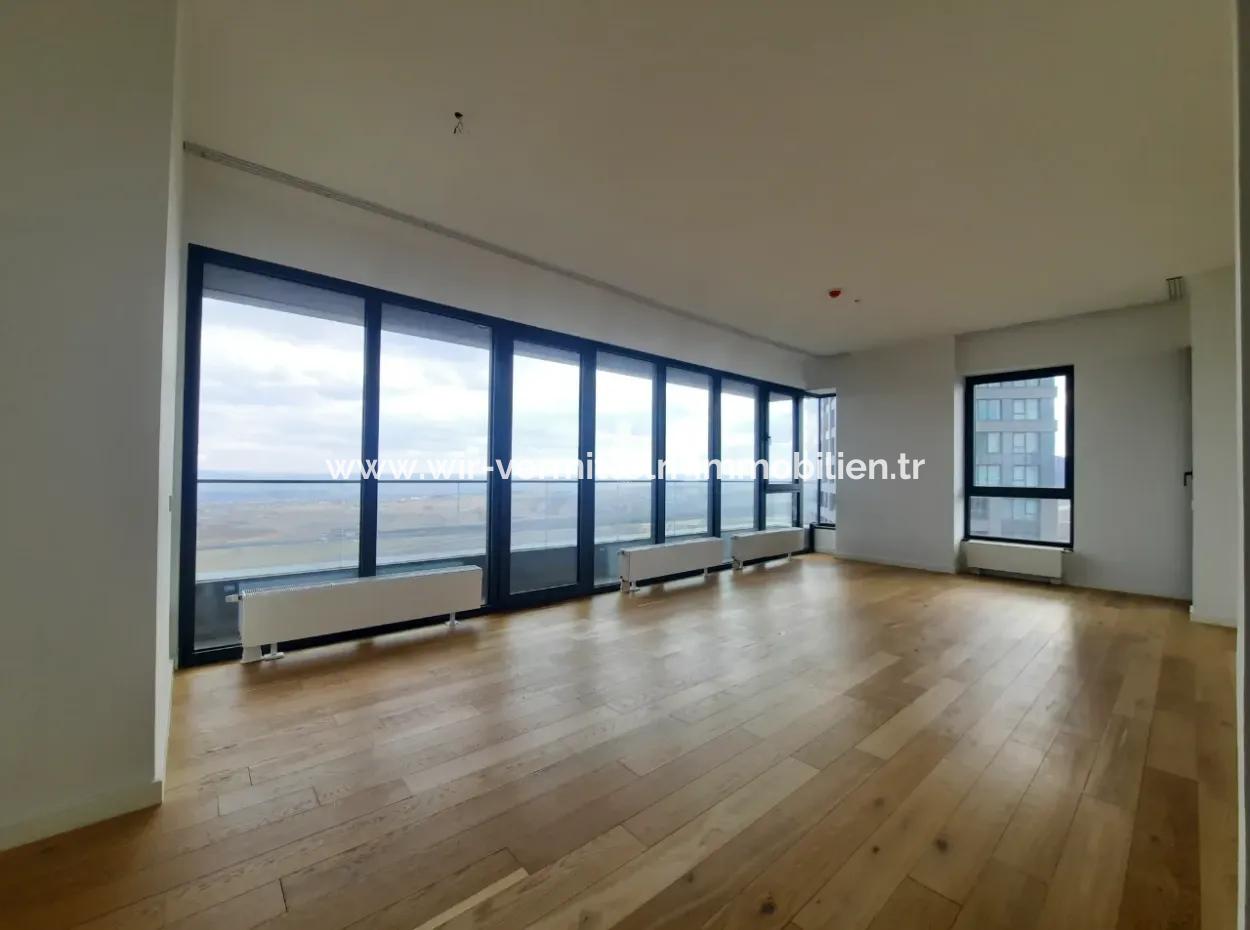 İncek Loft Kiralık  3,5+1  Göl Manzaralı