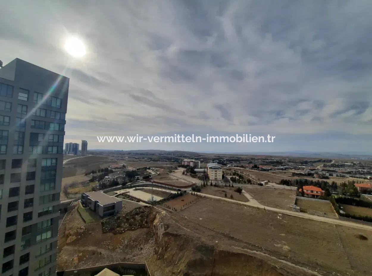 İncek Loft Kiralık  3,5+1  Göl Manzaralı