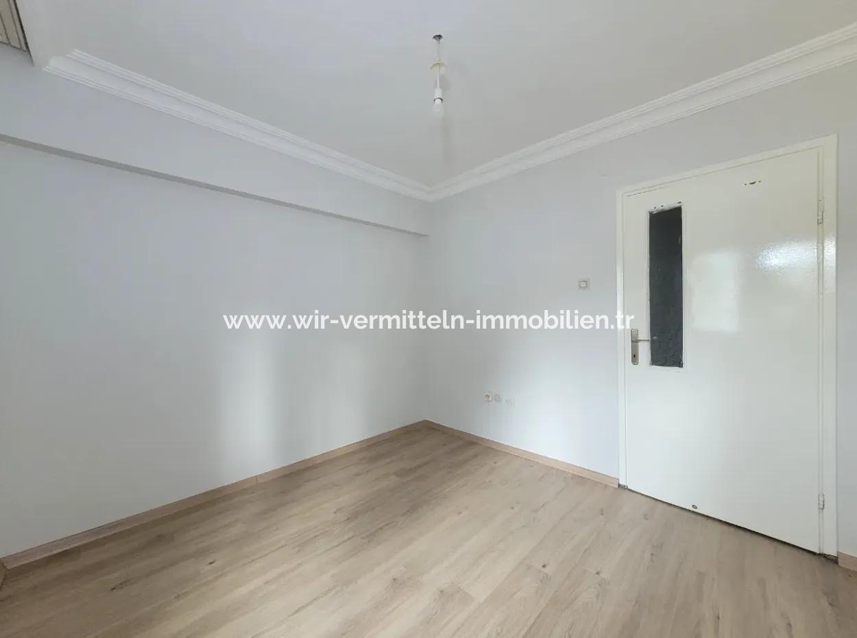 Ümitköy Merkezde Satılık Yüksek Giriş 150 M² 4+1 Daire