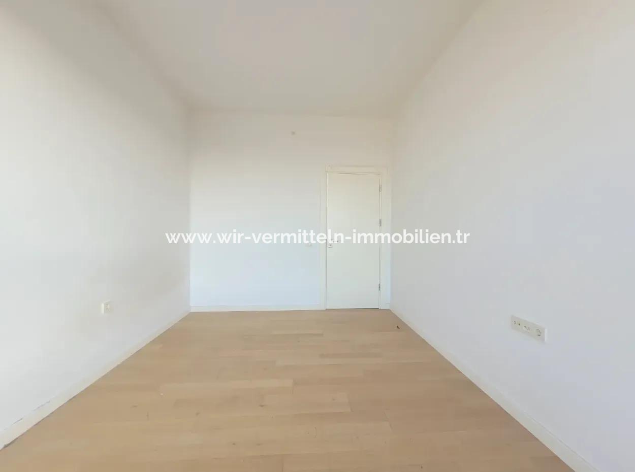 İncek Loft Kiralık 3+1 Şehir Manzaralı 19.Kat Daire