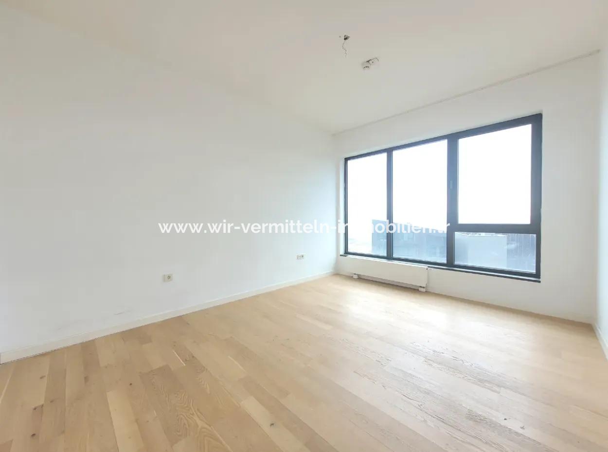 İncek Loft Satılık 3+1 110 M²  Peyzaj Manzaralı Daire