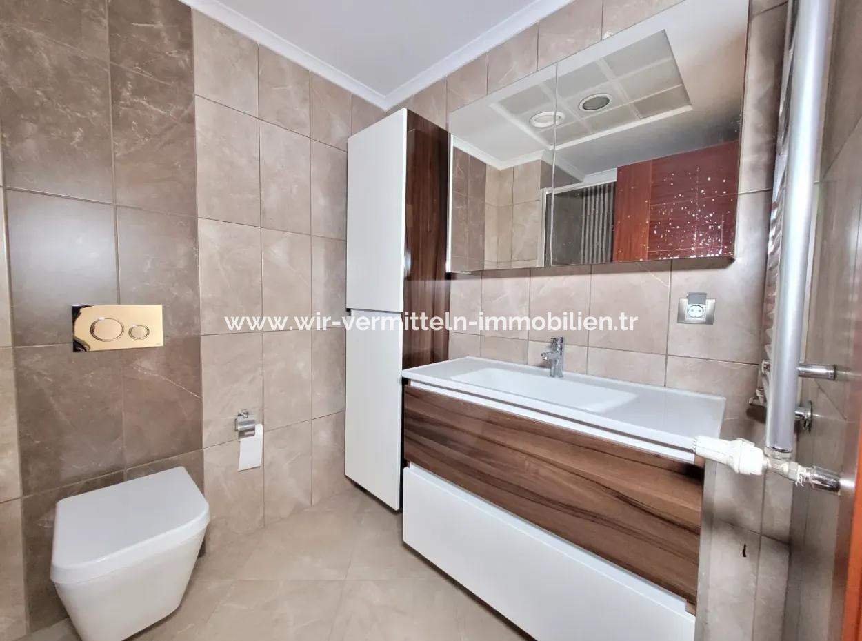 Boş İncek Nata'da Satılık 4+1 207 M²  Göl Manzaralı Daire