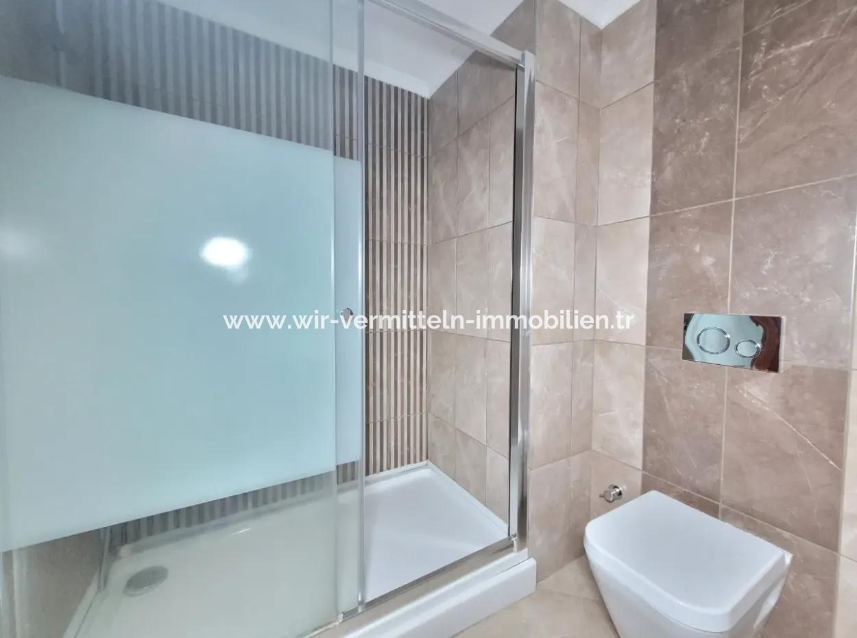 Boş İncek Nata'da Satılık 4+1 207 M²  Göl Manzaralı Daire