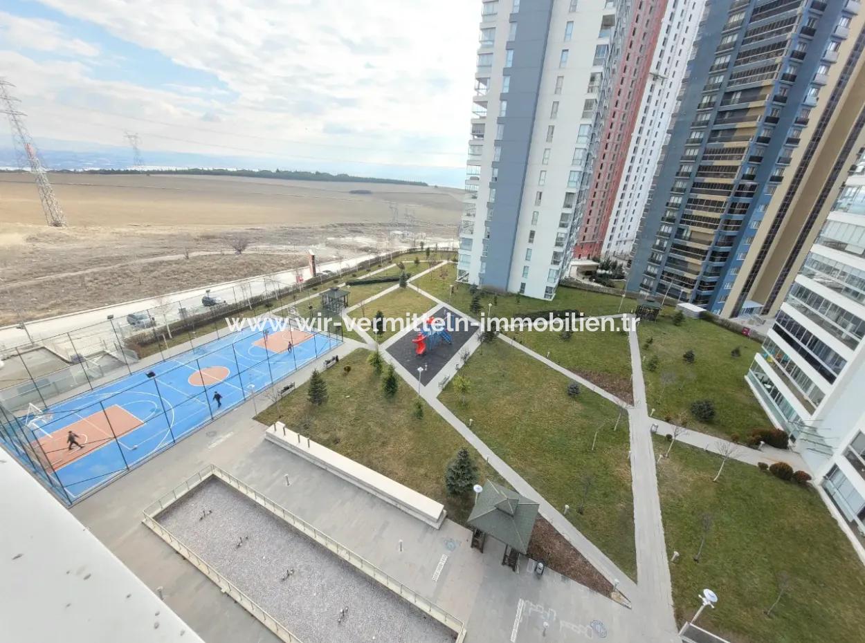 Boş İncek Nata'da Satılık 4+1 207 M²  Göl Manzaralı Daire