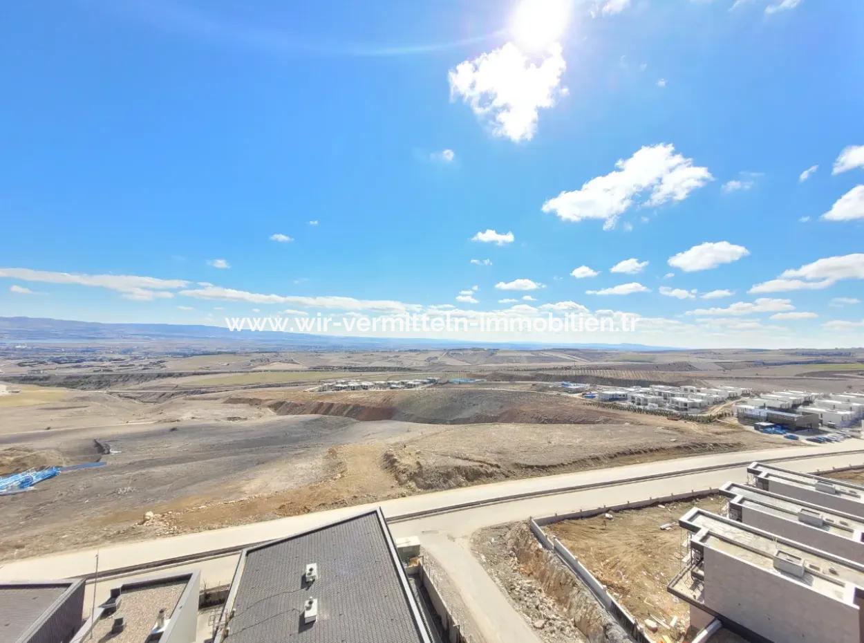 Boş İncek Loft Kiralık  1+1 Göl Manzaralı 11.Kat Daire