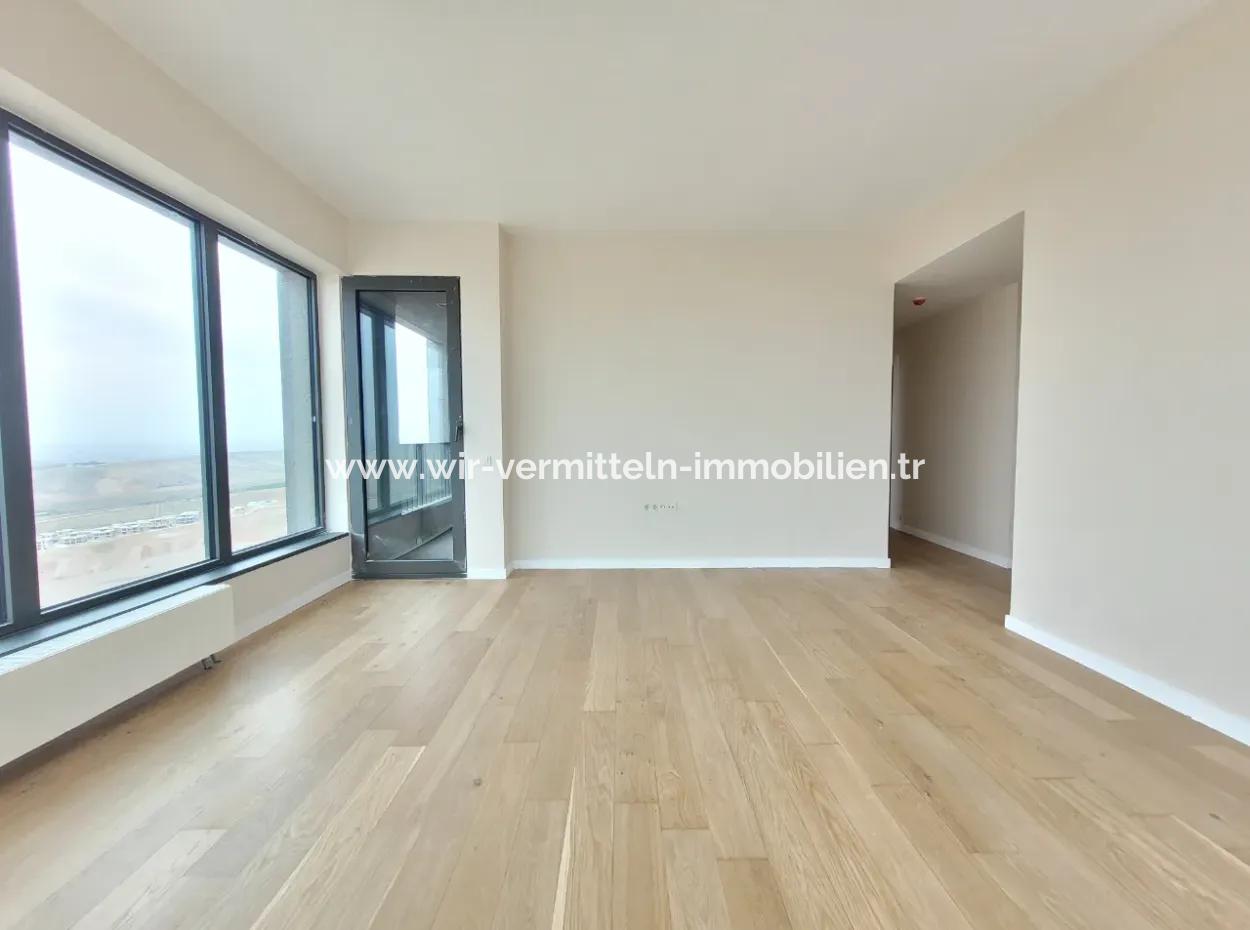 İncek Loft Satılık  2+1 85 M² 22.Kat Mogan Cephe Daire