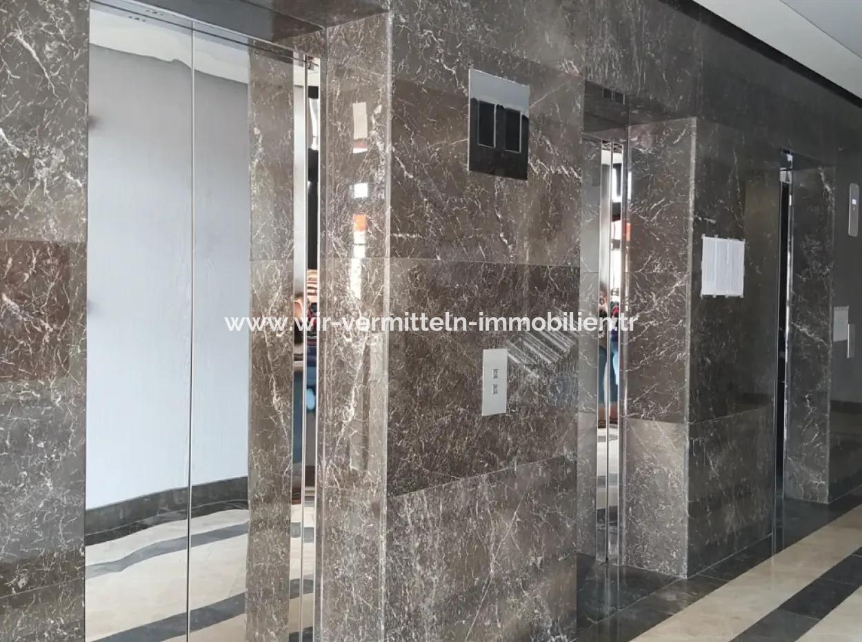 Lüks Eşyalı  İncek Prestij Satılık  1+1 62 M² 15.Kat Daire