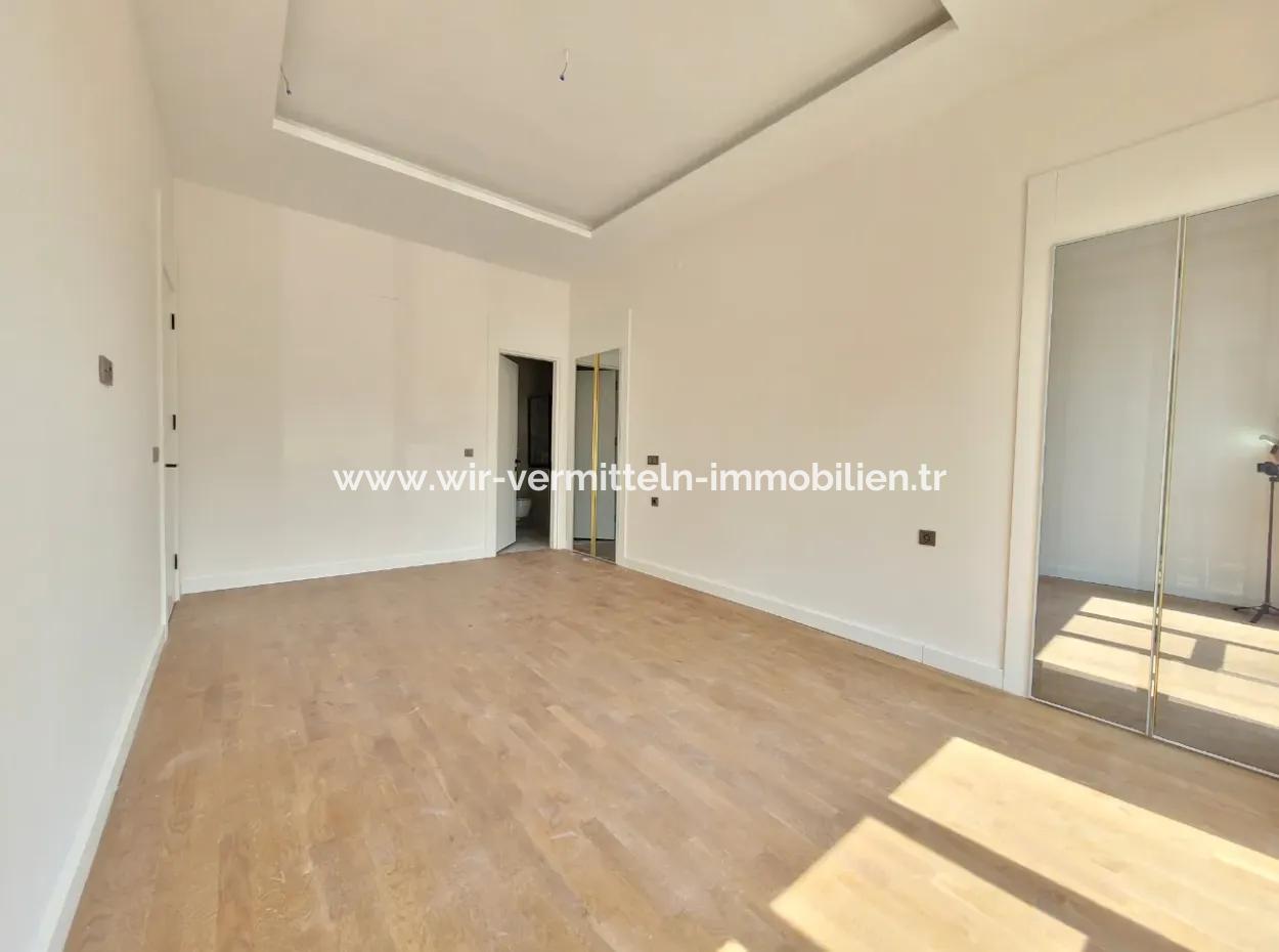 Ankara Çayyolu Alacaatlı Mh. Satılık Viole Sitesi As Royal Prestij Yatay Mimarı Bahçe Katı  4+1 Daire