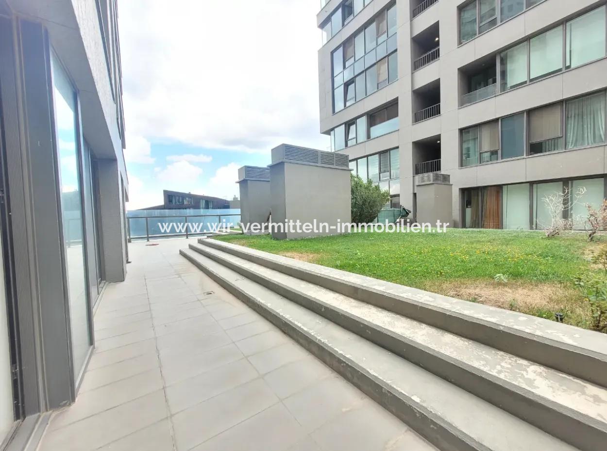 Boş Krediye Uygun İncek Loft Satılık  Teraslı 4+1  Peyzaj Manzaralı 137 M² 4.Kat Daire