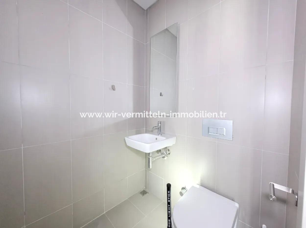 İncek Loft Satılık 1+1 Şehir Manzaralı 8.Kat Daire