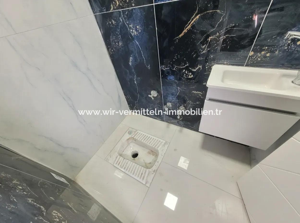 Vatandaşlığa Uygun Ankara Gölbaşı Bahçelievler Mah. 200 M ² Park Manzaralı Arakat Lüks Satılık Daire