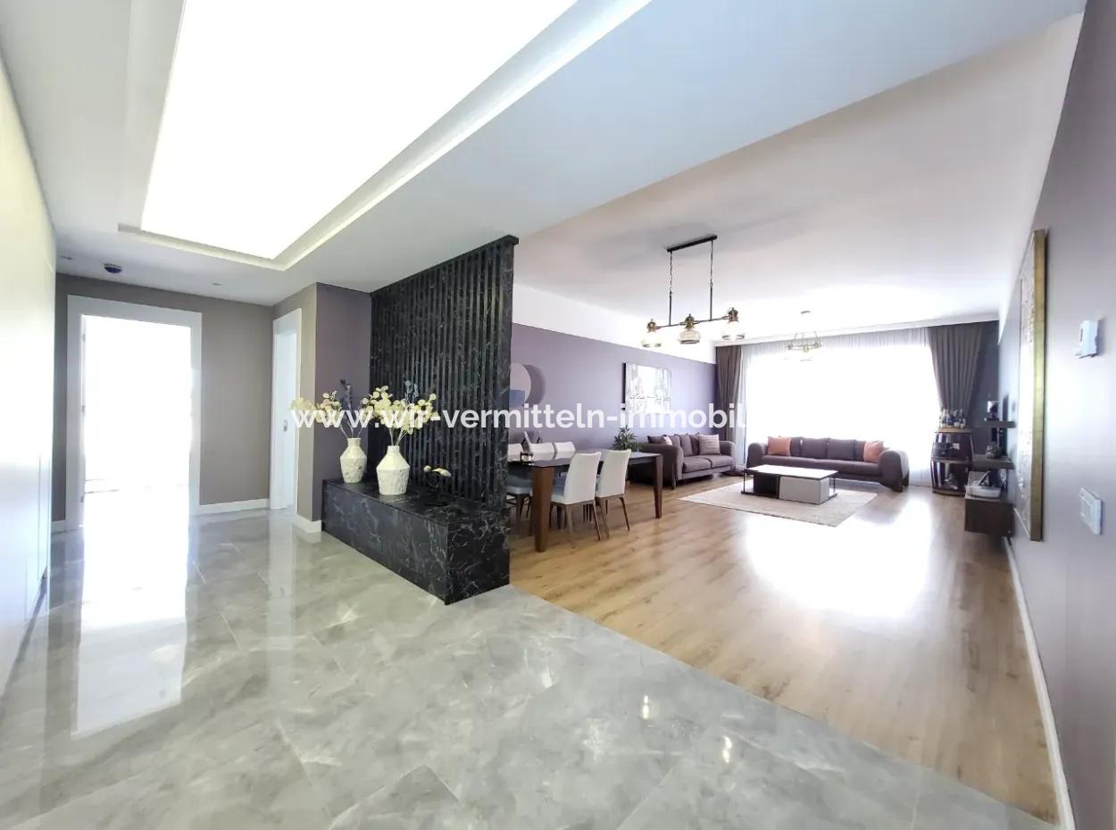 Taşpınar Mah. Faras Panora Lüks Yapılı Satılık 4,5+1 7.Kat Daire Gölbaşı Ankara