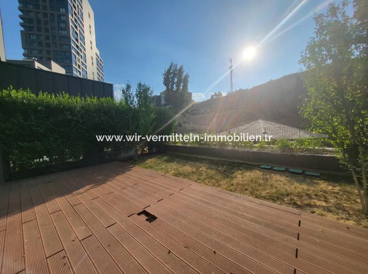 Krediye Uygun Boş İncek Loft Satılık 2,5+1 Peyzaj Manzaralı Bahçe Katı Daire 2 Bahçeli