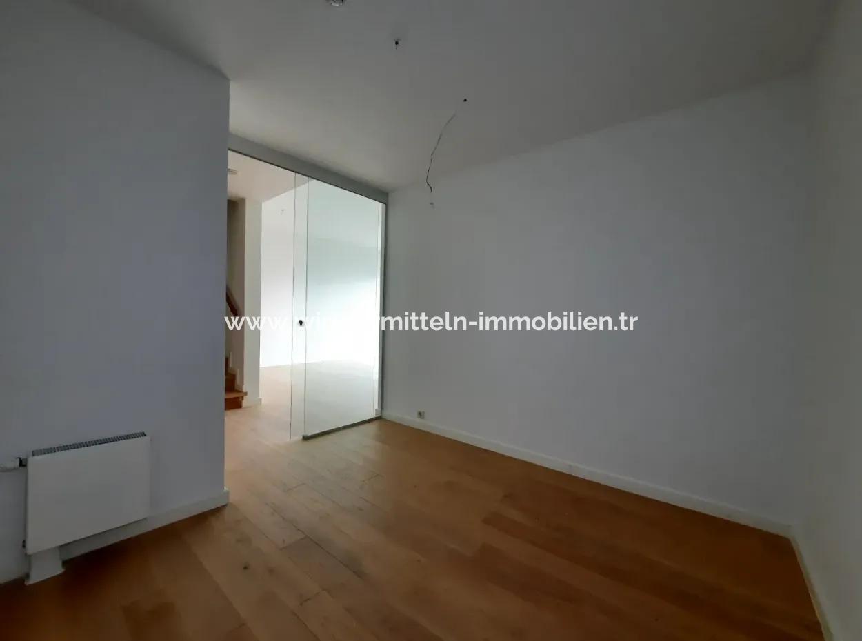 Göl Manzaralı Krediye Uygun İncek Loft Satılık  3+1 Dubleks Peyzaj Manzaralı 2.Kat Daire