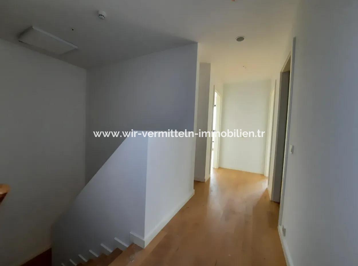 Göl Manzaralı Krediye Uygun İncek Loft Satılık  3+1 Dubleks Peyzaj Manzaralı 2.Kat Daire