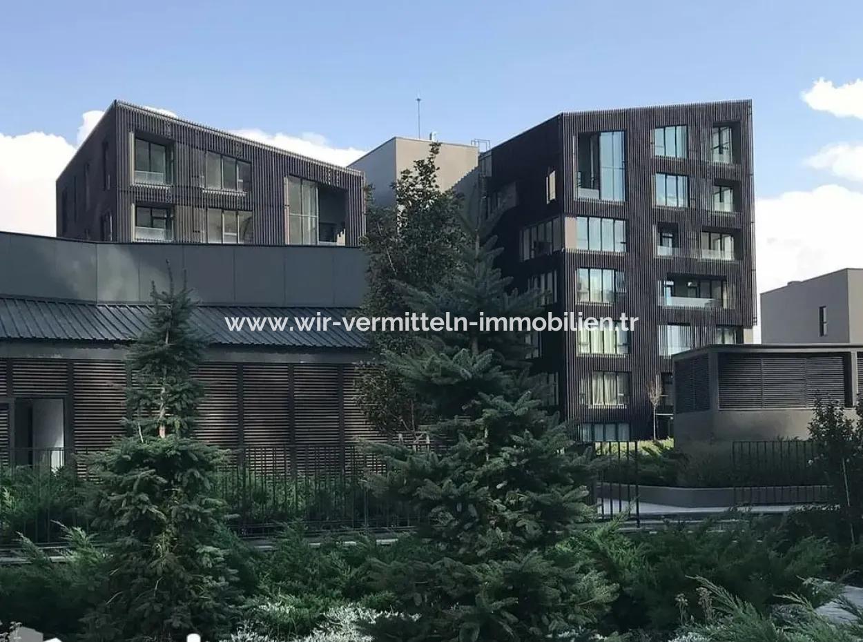 Göl Manzaralı Krediye Uygun İncek Loft Satılık  3+1 Dubleks Peyzaj Manzaralı 2.Kat Daire