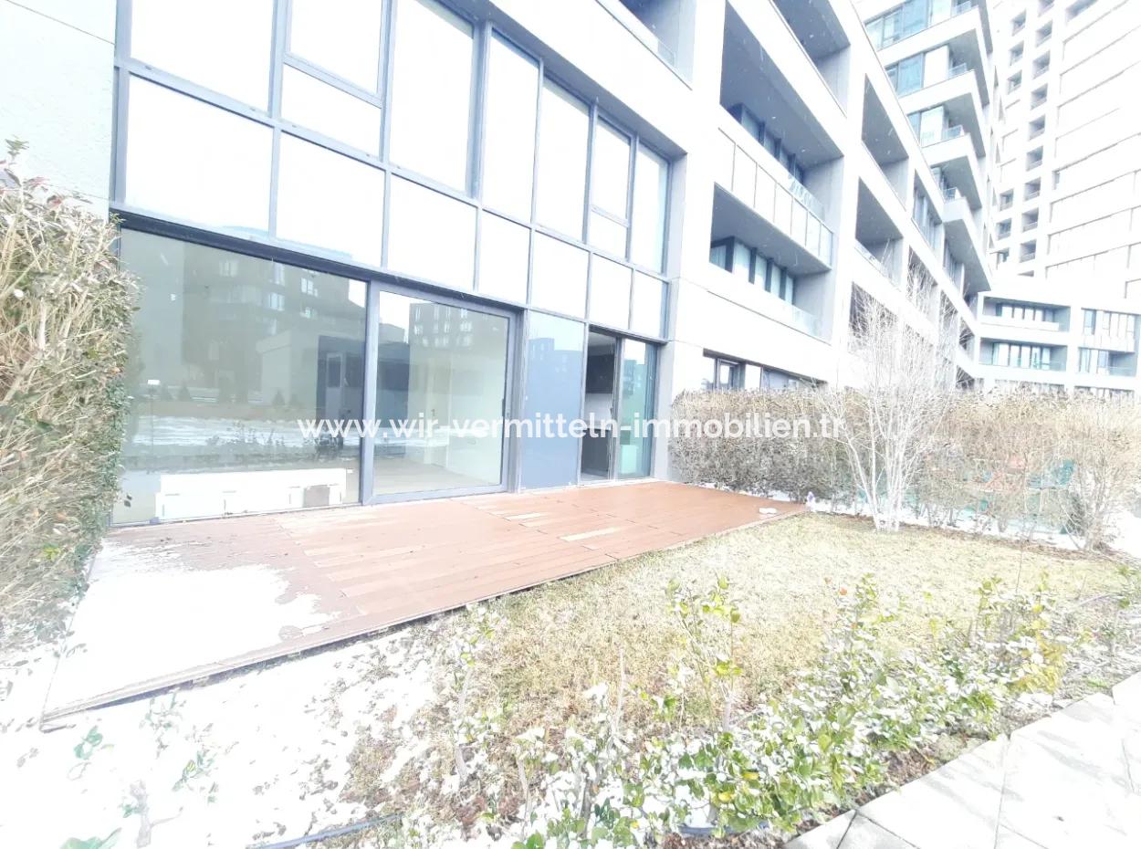 Krediye Uygun İncek Loft Satılık 3+1 Bahçe Dubleksi Peyzaj Manzaralı Daire