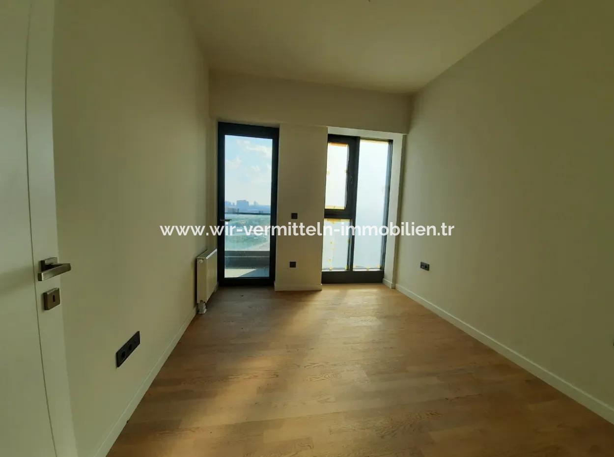 Boş Beytepe İncek Bulvar Loft Satılık 2+1 68 M² 16.Kat Bulvar Cephe Daire