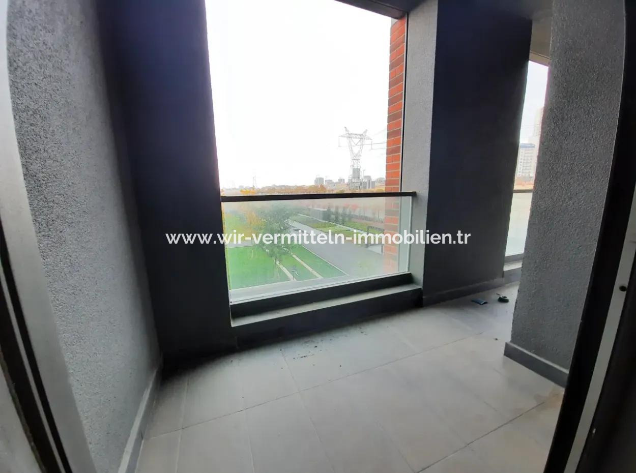 Beytepe İncek Bulvar Loft Satılık 3+1 130 M² 6.Kat Çayyolu Manzaralı Daire