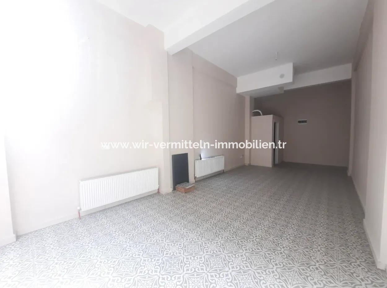 Çanakkale Çarşı İçinde Satılık 40 M²  Bacalı Dükkan