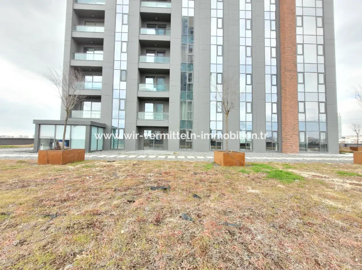 Beytepe İncek Bulvar Loft Satılık Teraslı 1+1 46 M² 1.Kat Mogan Manzaralı Daire