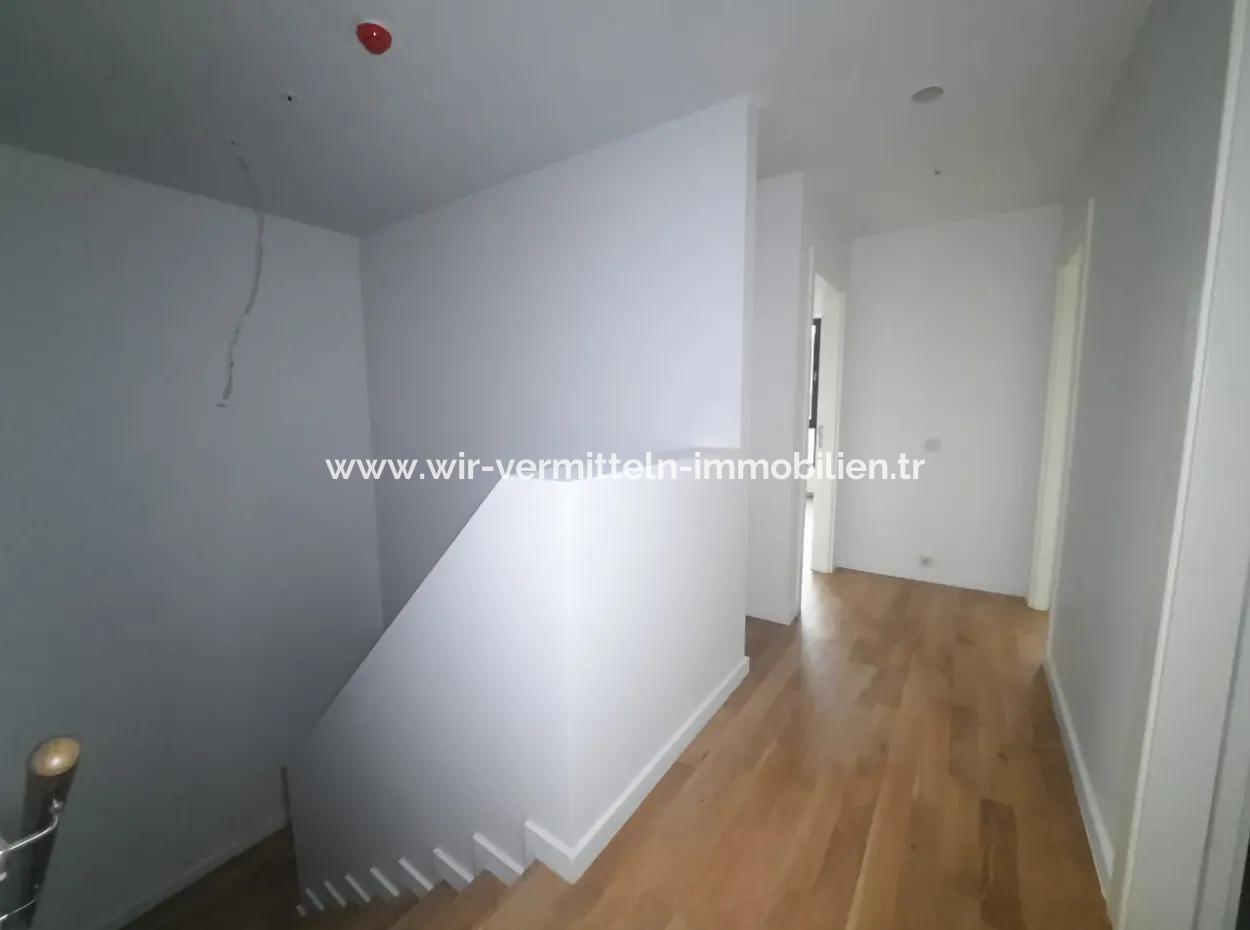 Krediye Uygun İncek Loft Satılık  2+1 Dubleks Şehir Manzaralı 2.Kat Daire