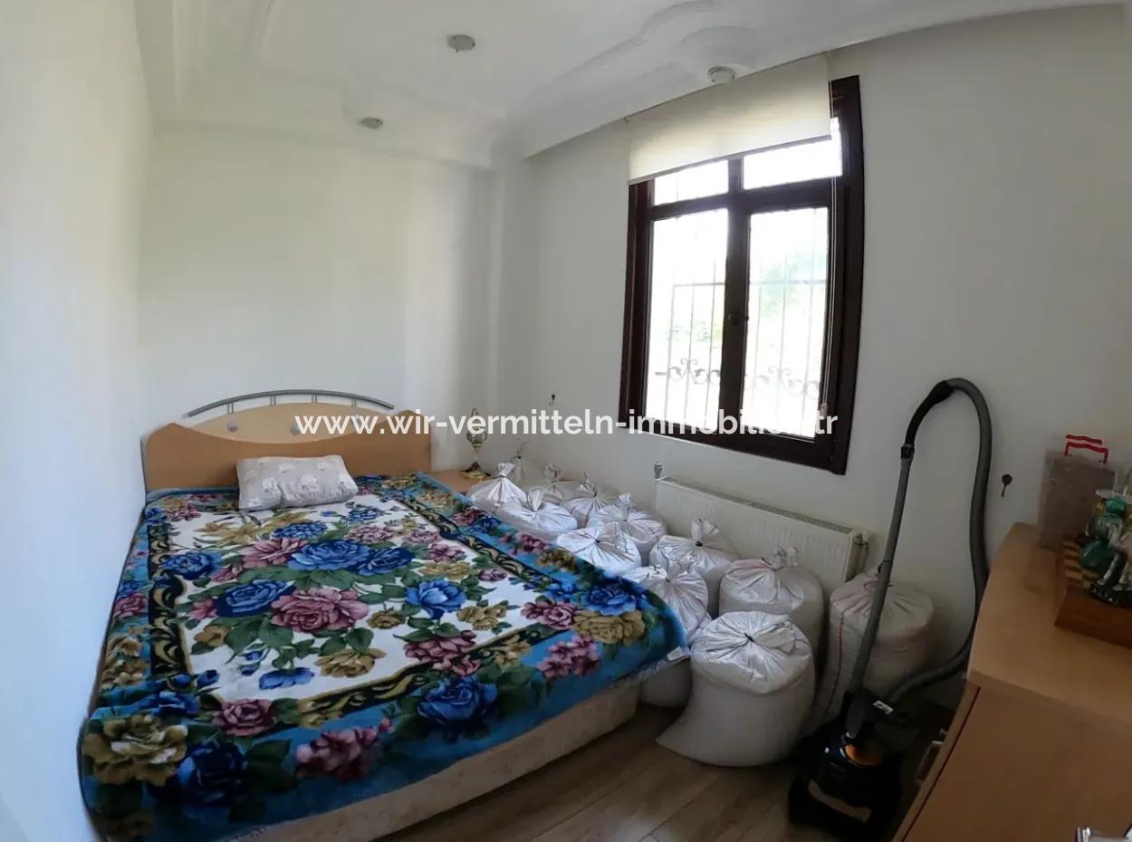 Köyceğiz'de Satılık 1458 M² Arsa İçerisinde Havuzlu Lüks Villa