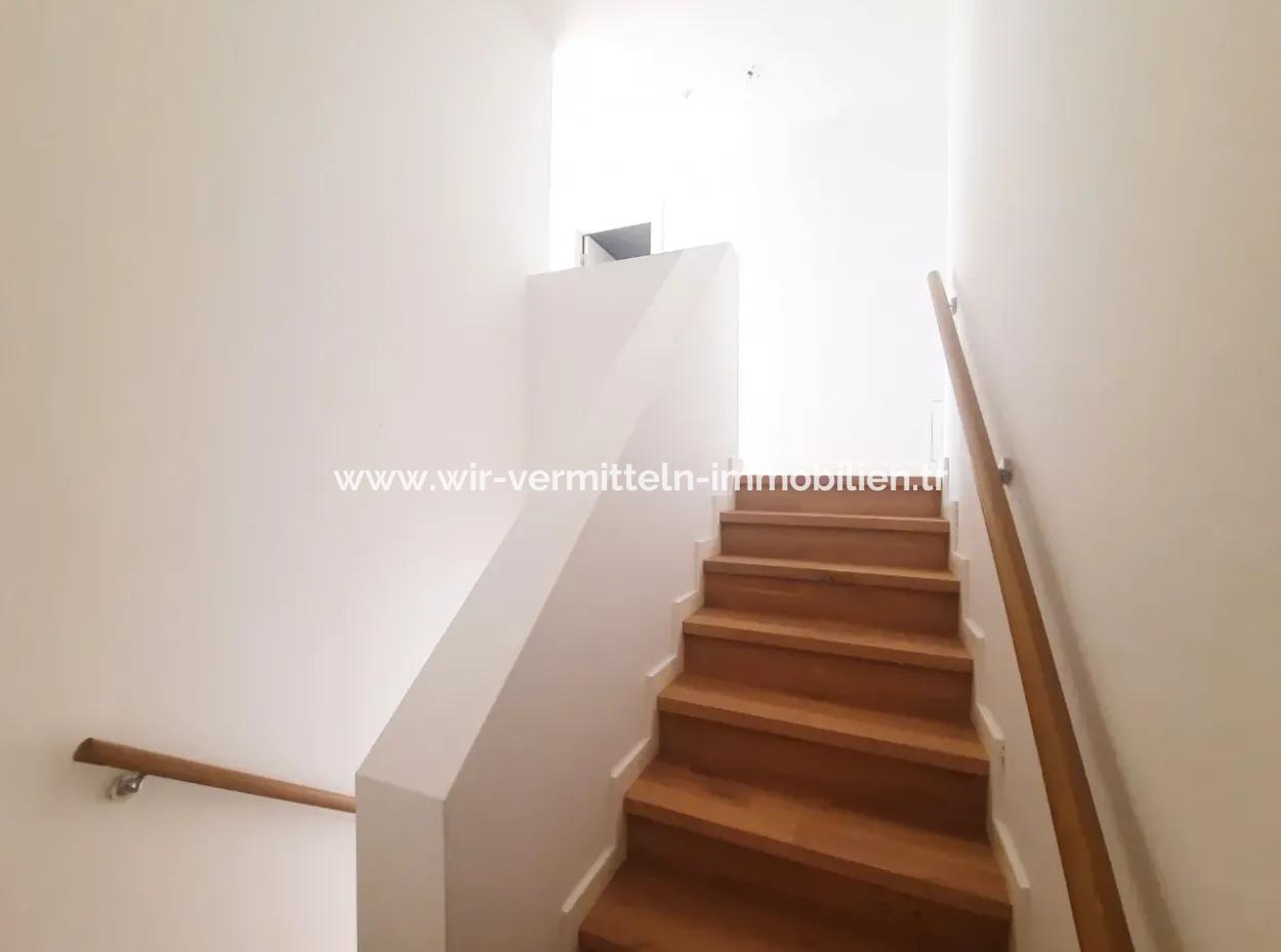 Boş Krediye Uygun İncek Loft Satılık  3+1 Dubleks Peyzaj Manzaralı 1.Kat Daire