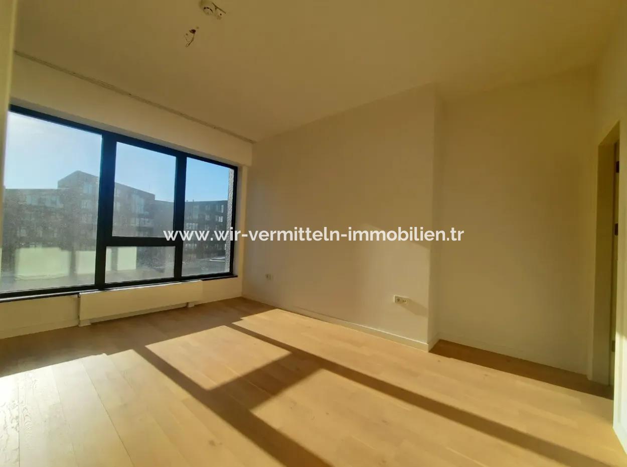 Boş Krediye Uygun İncek Loft Satılık  3+1 Dubleks Peyzaj Manzaralı 1.Kat Daire