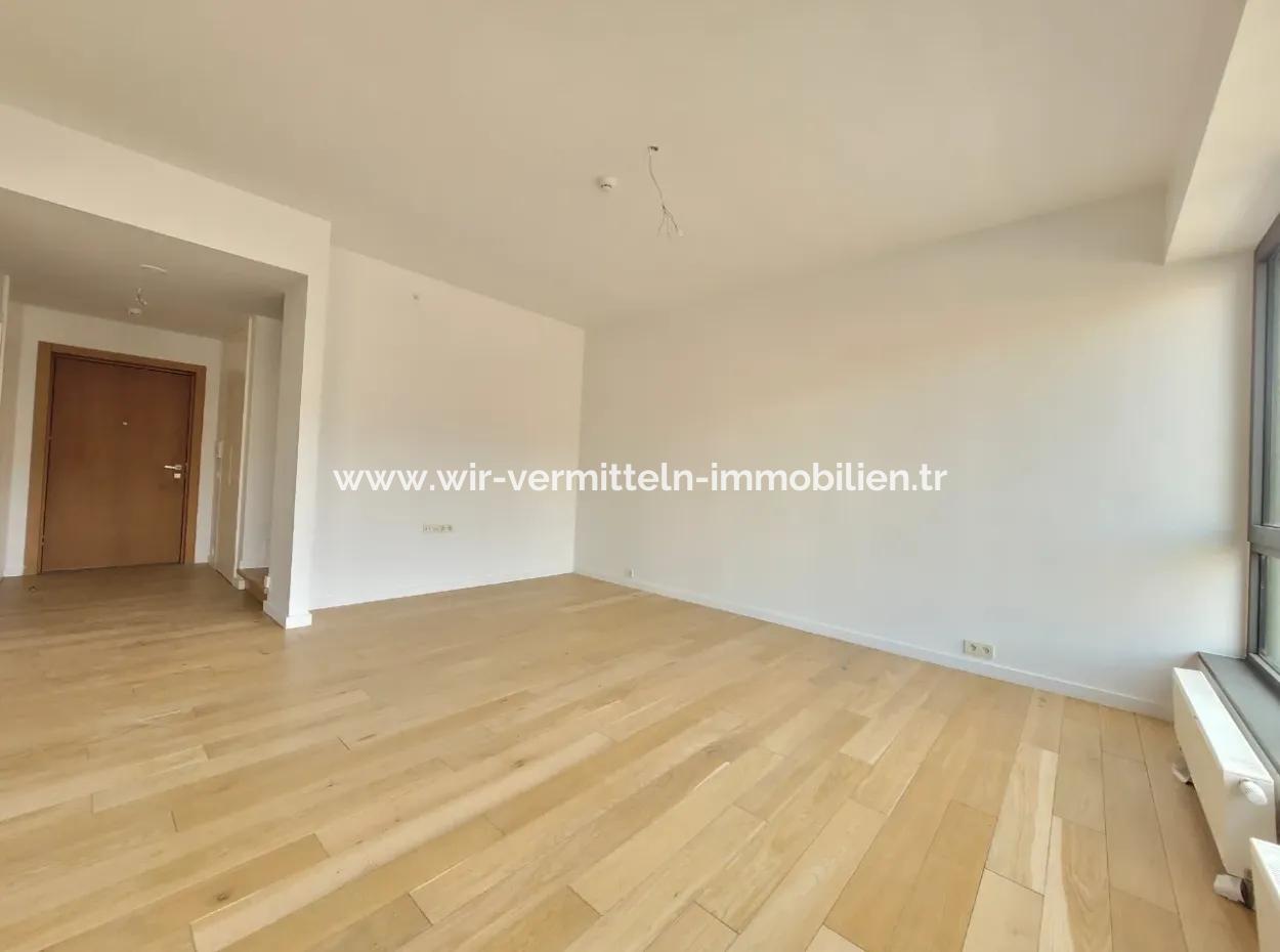 İncek Loft Satılık  2+1 Dubleks Şehir Manzaralı 2.Kat Daire