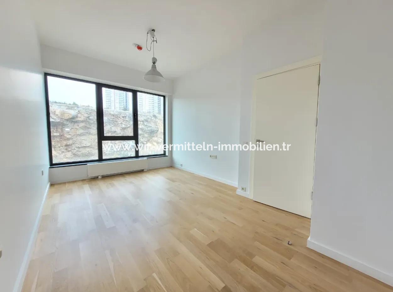 İncek Loft Satılık  2+1 Dubleks Şehir Manzaralı 2.Kat Daire