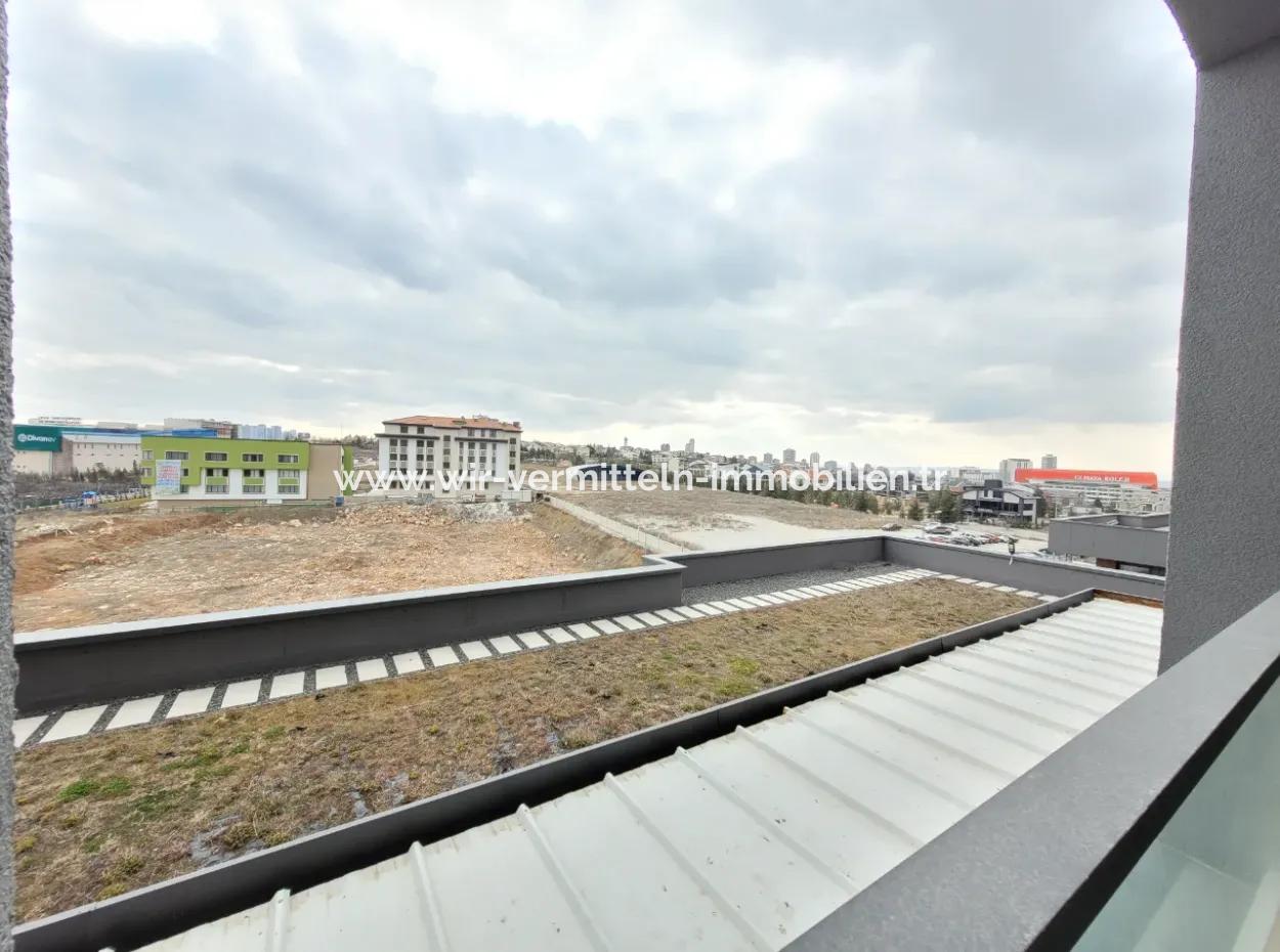 Beytepe İncek Bulvar Loft Satılık 3+1 110 M² 15.Kat Bulvar Manzaralı Daire