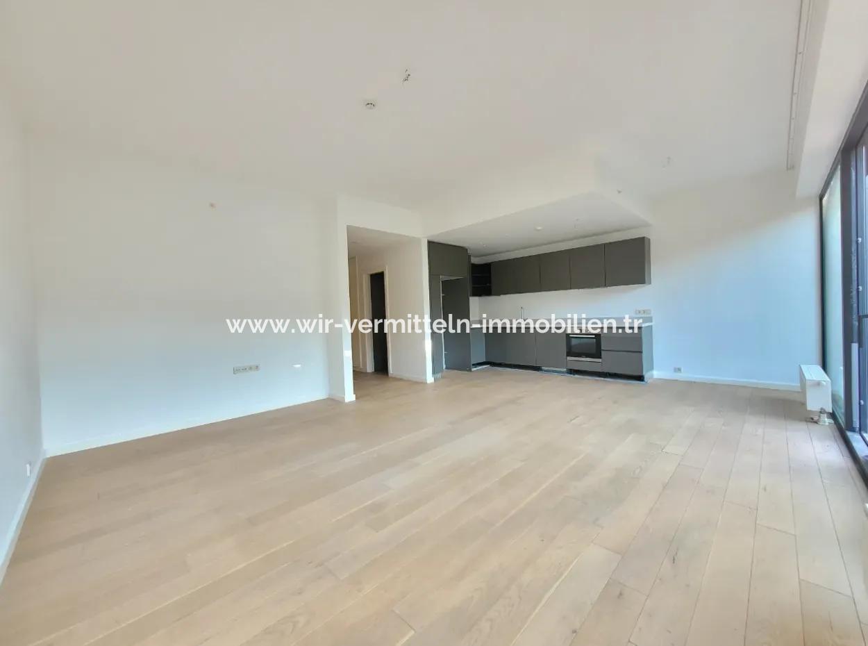 Boş Faturalı İncek Loft Satılık  2+1 Bahçe Dubleks Şehir Manzaralı Daire
