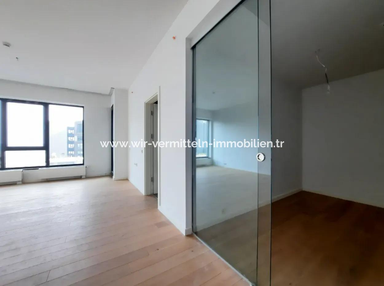 İncek Loft Satılık  3+1 Dubleks Peyzaj Manzaralı 2.Kat Daire