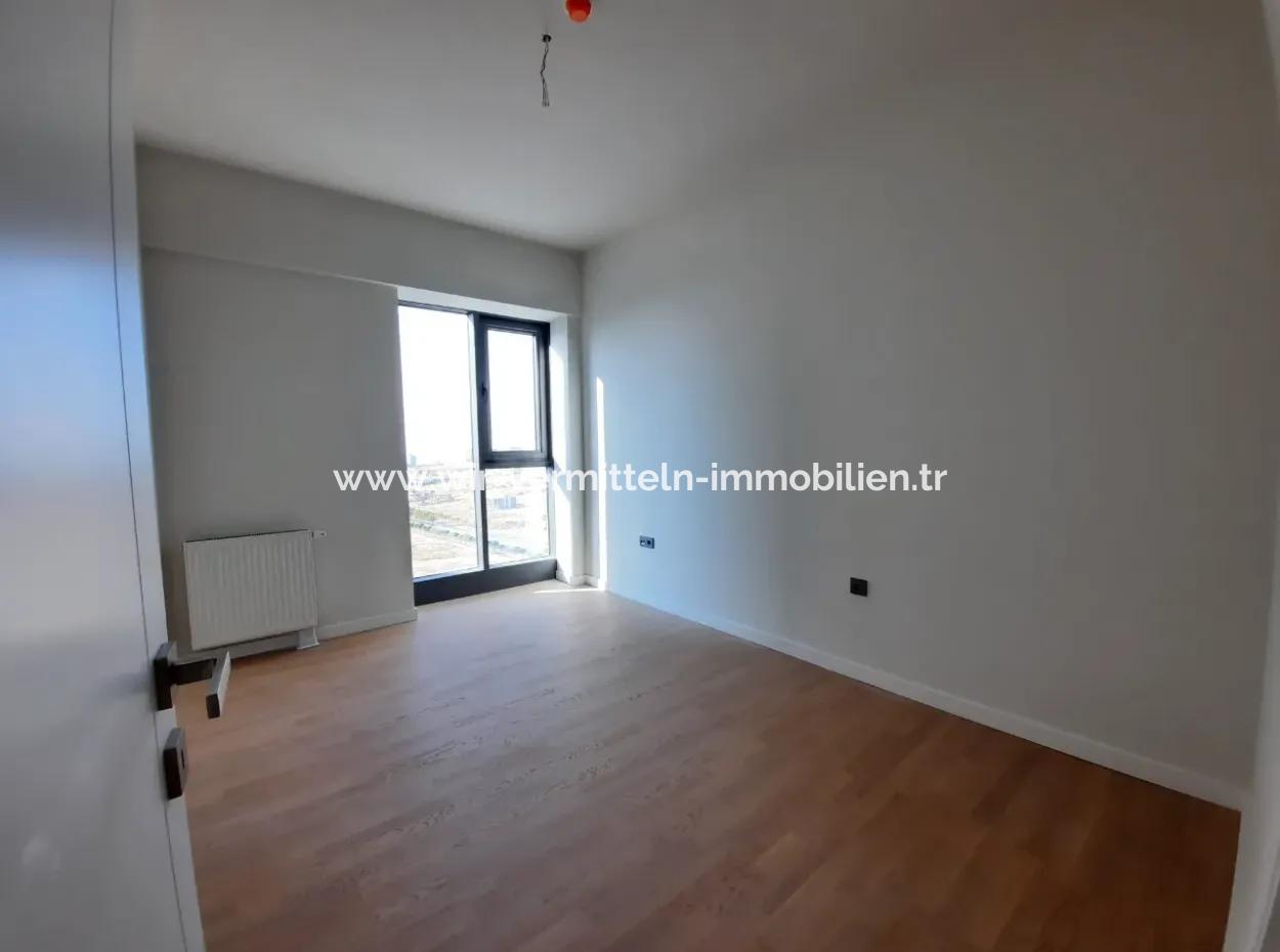 Beytepe İncek Bulvar Loft Satılık 4+1 17.Kat Park Manzaralı Güney Cephe  Daire