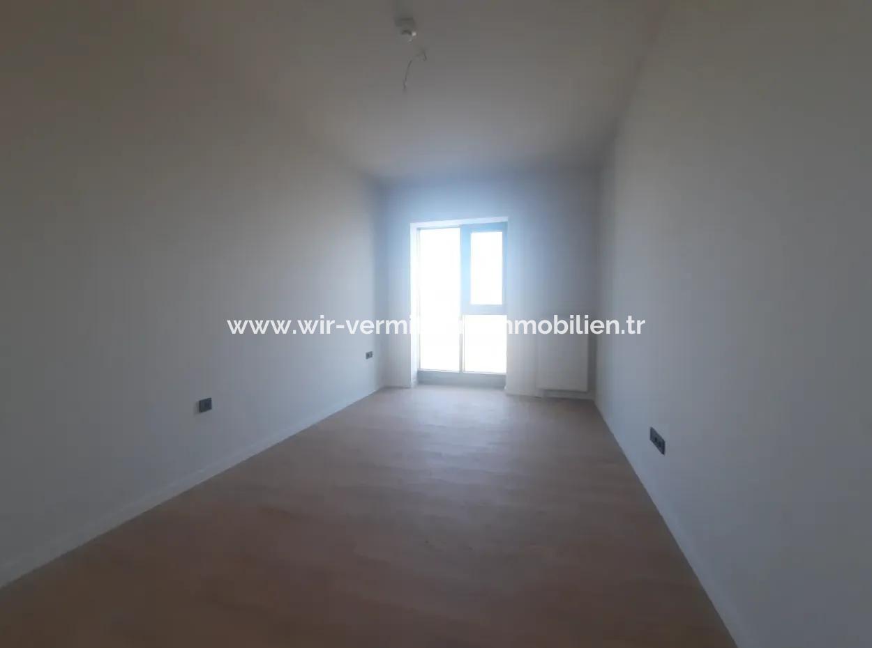 Beytepe İncek Bulvar Loft Satılık 5+1 10.Kat Kiracısız Daire