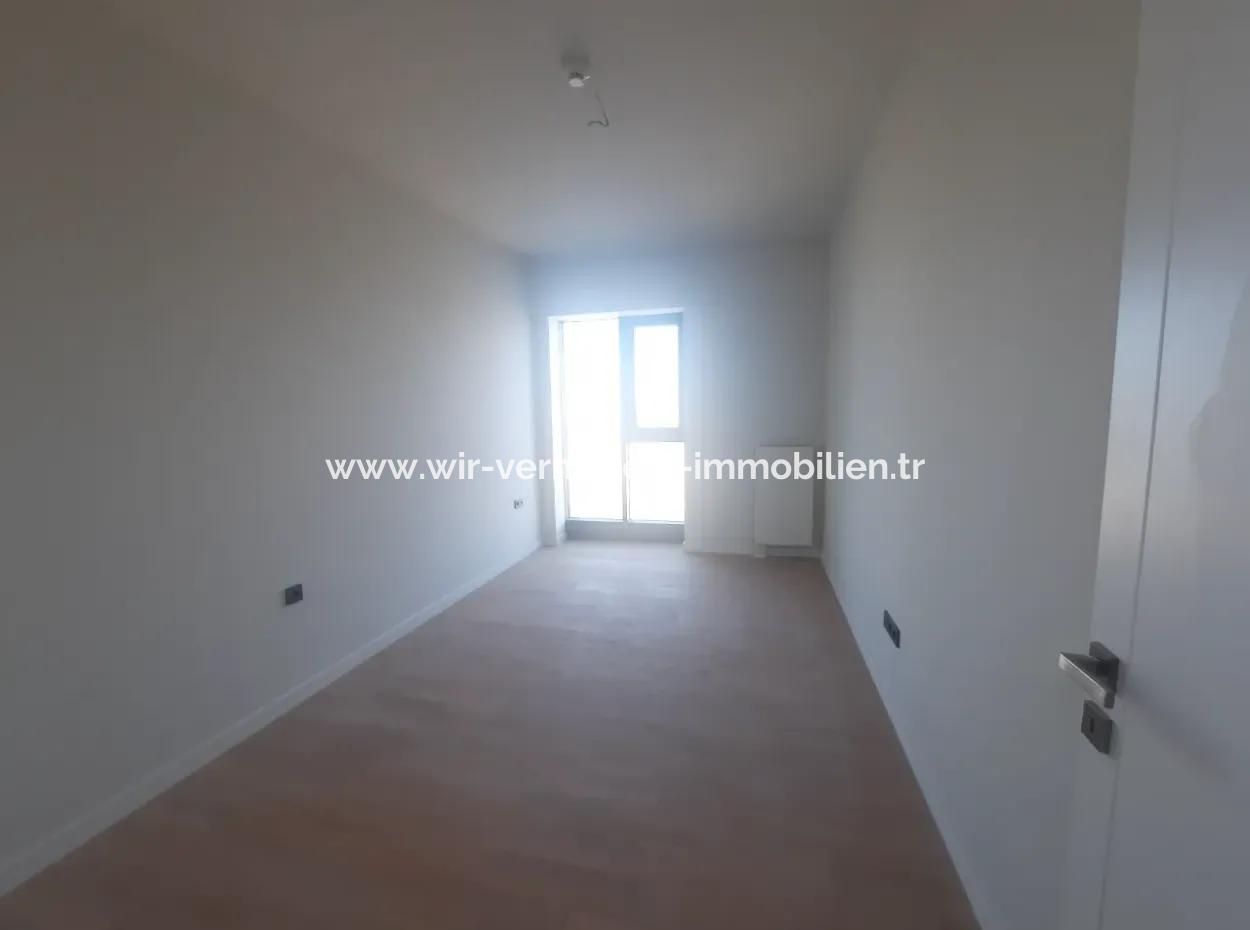 Beytepe İncek Bulvar Loft Satılık 5+1 10.Kat Kiracısız Daire