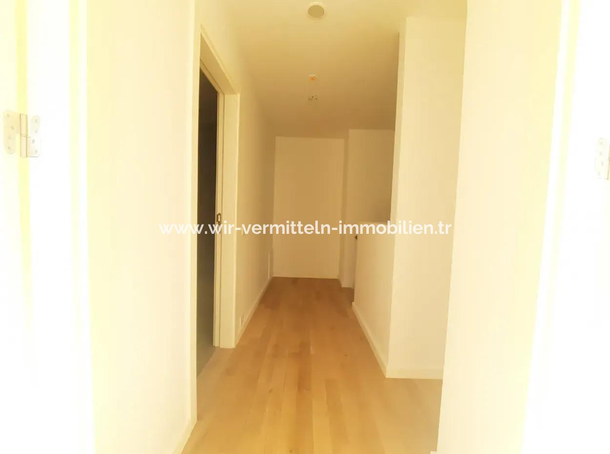 İncek Loft Satılık  3+1 Dubleks Peyzaj Manzaralı 2.Kat Daire