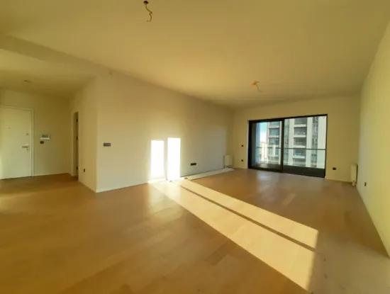 Kiracısız Beytepe İncek Bulvar Loft Satılık 3+1 130 M² 17.Kat Mogan Manzaralı Güney Cephe Daire
