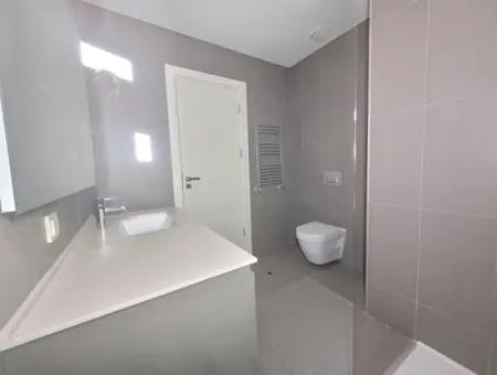 Boş Krediye Uygun İncek Loft Satılık 2,5+1 Peyzaj Manzaralı Kiracısız 2.Kat Daire