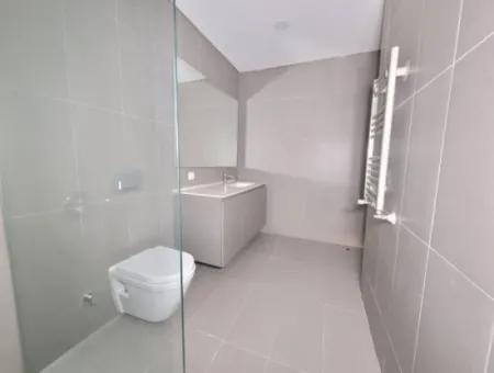 Boş Krediye Uygun İncek Loft Satılık 2,5+1 Peyzaj Manzaralı Kiracısız 2.Kat Daire