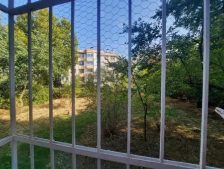 Ümitköy Merkezde Ümitköy Sitesinde Satılık 100 M² 3+1 Daire