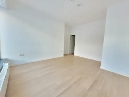 Boş Krediye Uygun İncek Loft Satılık 3+1 Bahçe Dubleksi Şehir Manzaralı Daire