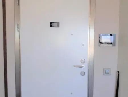 Lüks Eşyalı  İncek Prestij Satılık  1+1 62 M² 15.Kat Daire