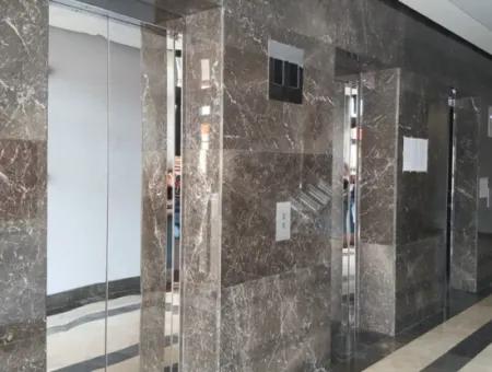 Lüks Eşyalı  İncek Prestij Satılık  1+1 62 M² 15.Kat Daire