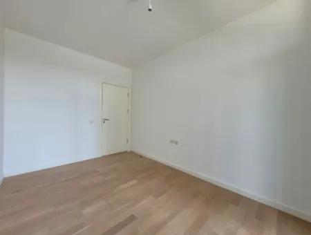 İncek Loft Satılık  3.5+1 140 M² 3.Kat Peyzaj Cephe Daire