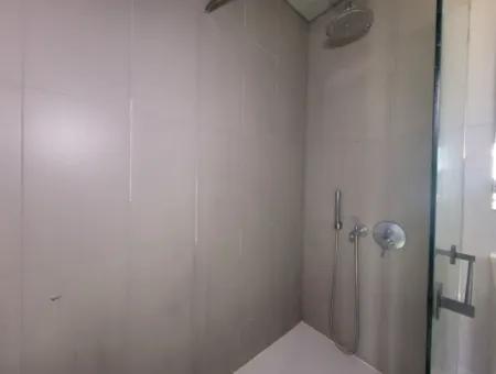 Boş İncek Loft  Satılık 1+1 Göl Manzaralı 2.Kat Daire